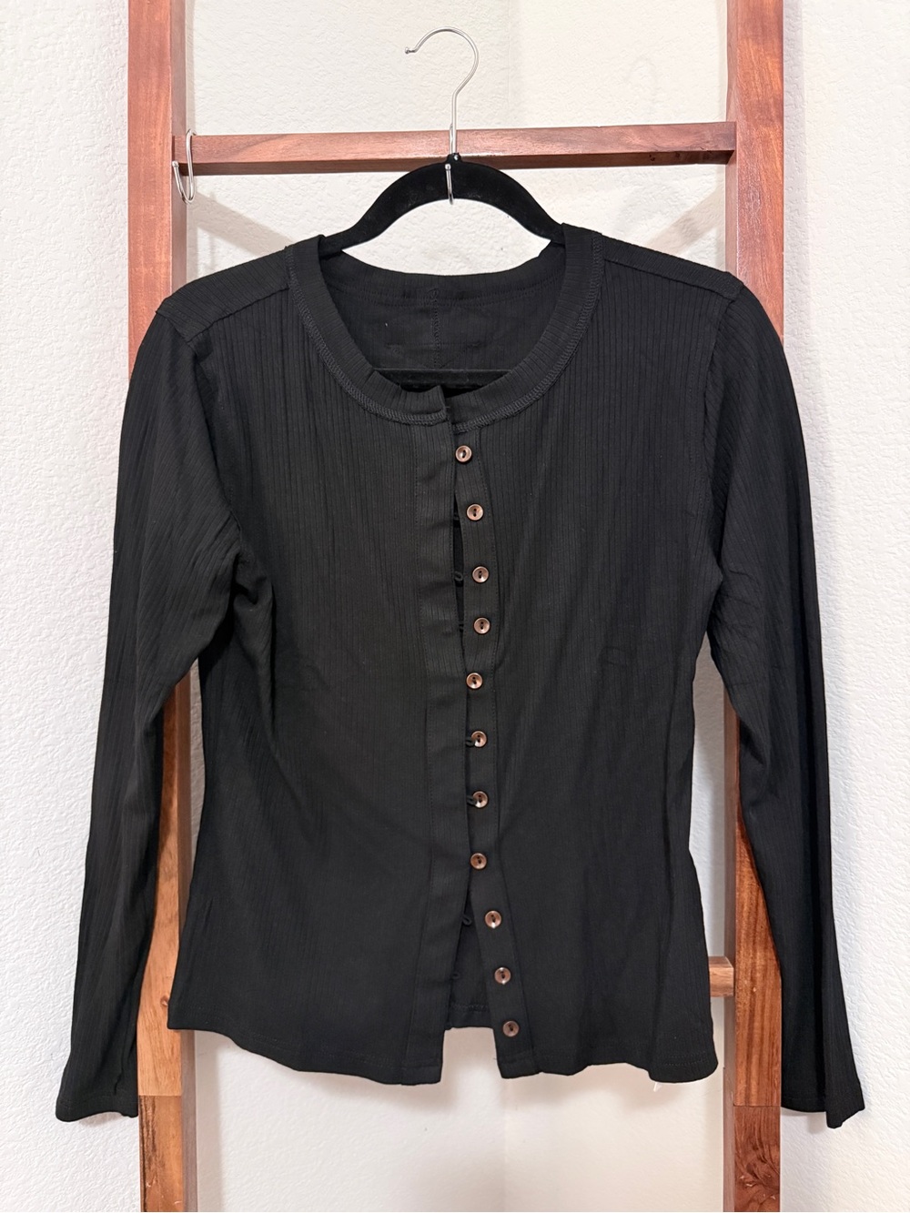 Women’s Black Button-Front Long Sleeve Top